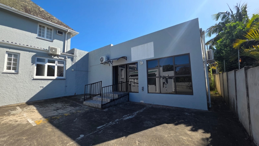 To Let commercial Property for Rent in Selborne Eastern Cape